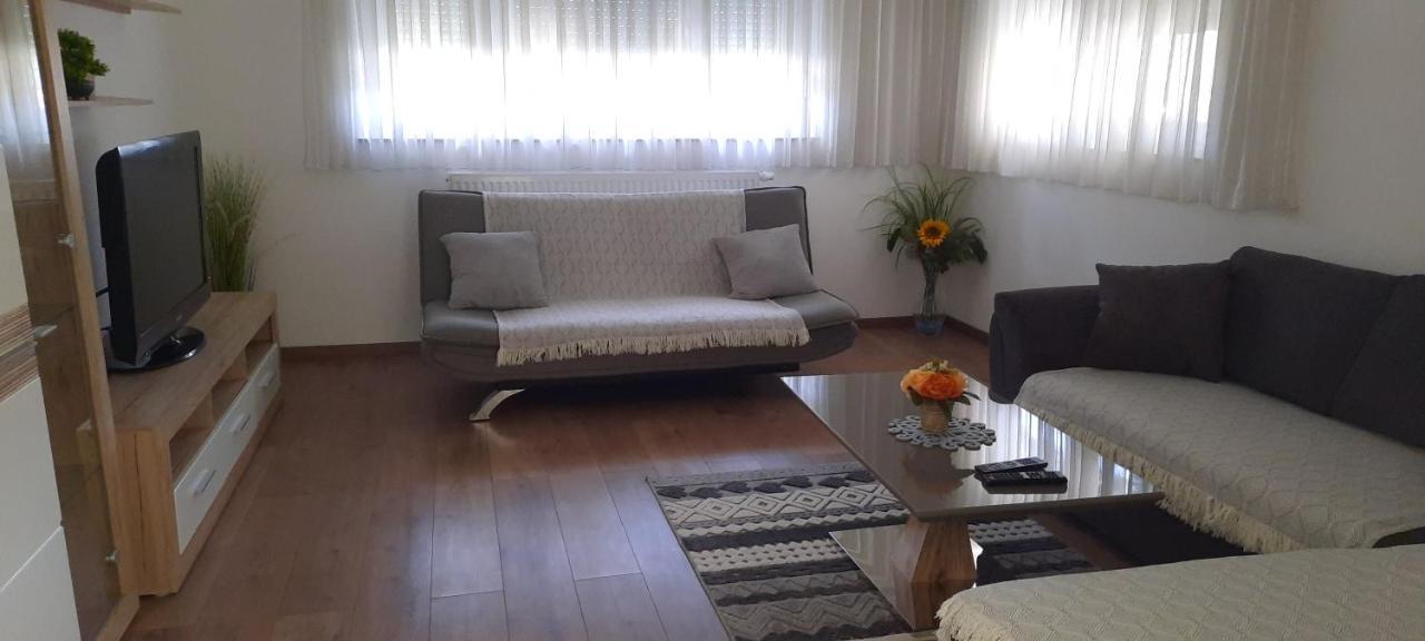 Ferienhaus Lina Neusiedl am See Εξωτερικό φωτογραφία